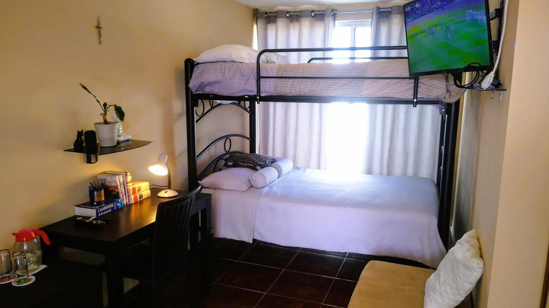 Homestay Habitacion Con Dos Camas Dobles Y Bano Propio Puebla